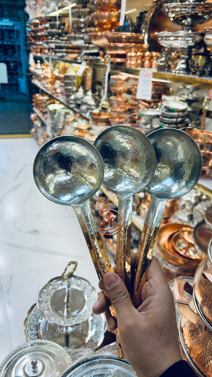 ملاقه مسی — تصویر ۲