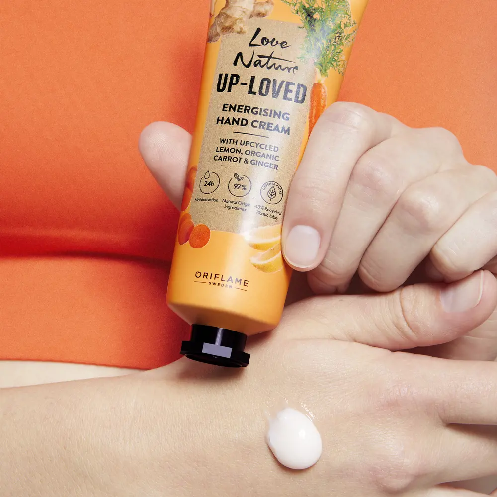 کرم دست هویج و زنجبیل آپ لاود لاونیچر اوریفلیم Love Nature Up-Loved Energising Hand Cream — تصویر ۳