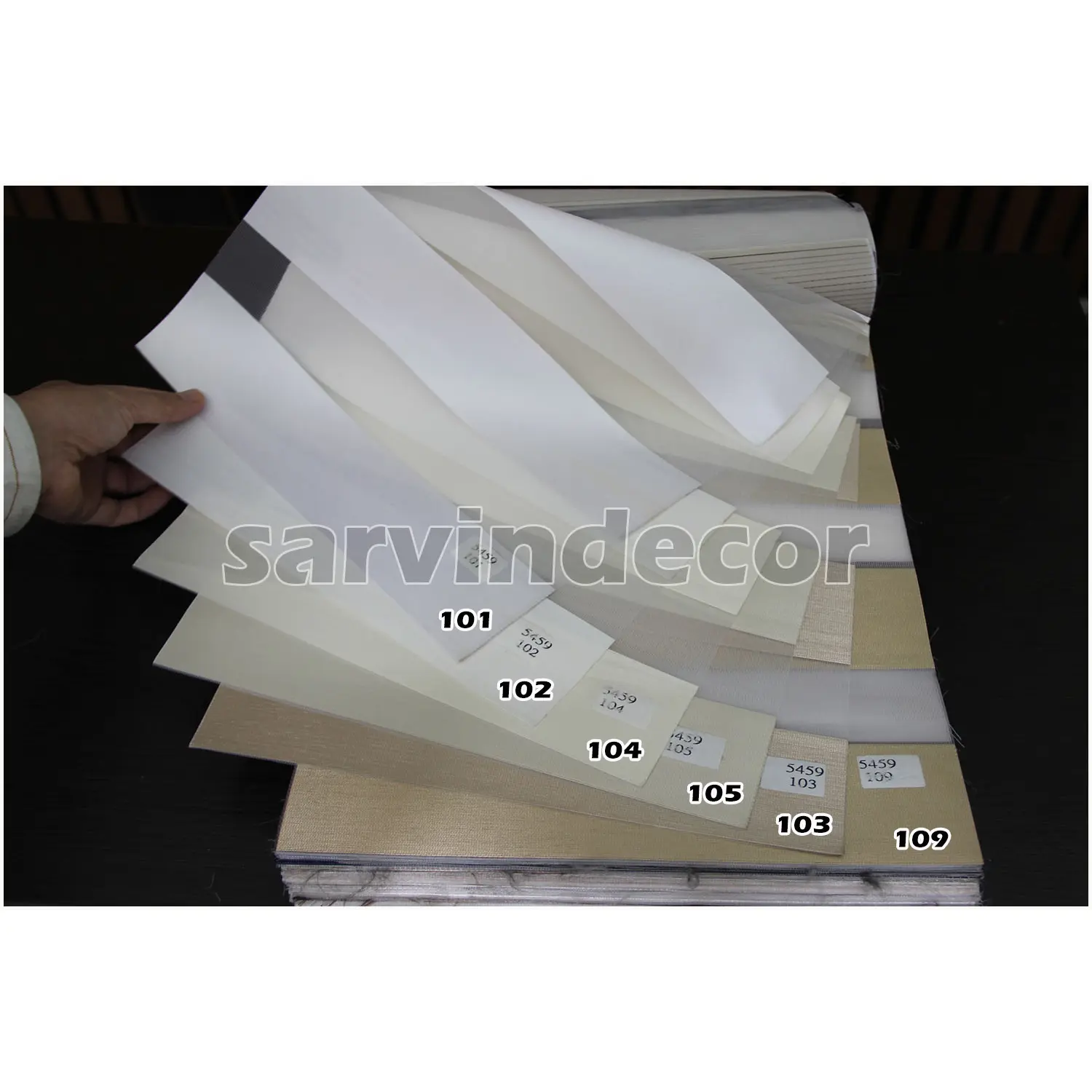 پرده زبرا برقی ساده کد 5459 در 9 رنگ — تصویر ۵