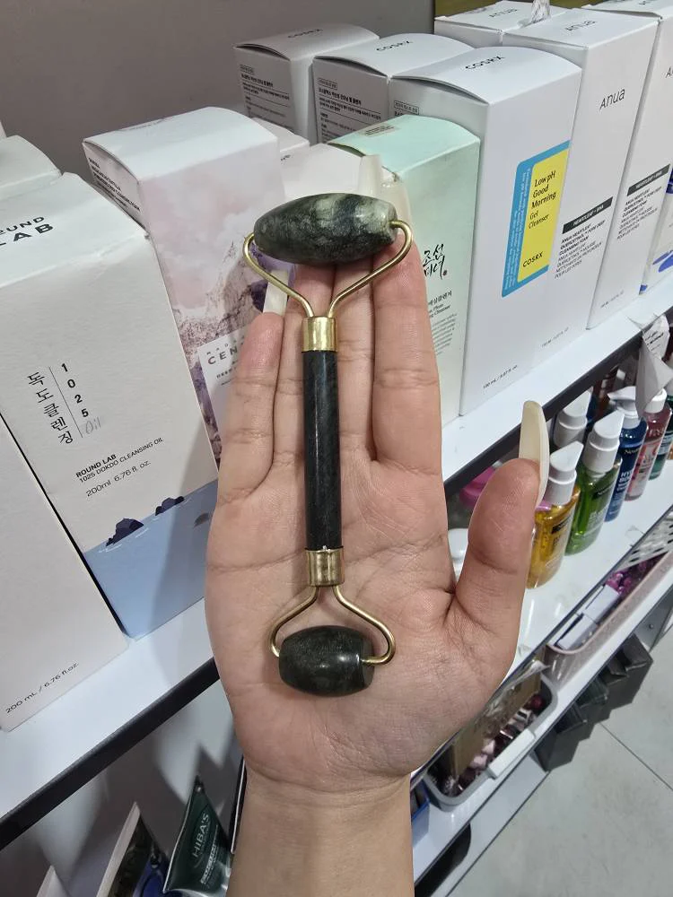 رولر ماساژور صورت سنگی طبیعی (جید رولر) و فلزی – نشکن _رزکوارتز اصلی به شرط اصالت | اورجینال