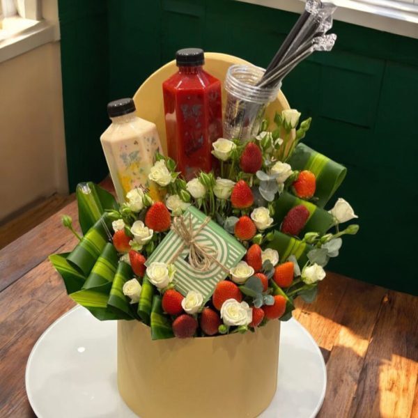 ارسال گل طبیعی برای مدرسه روزبه تهران