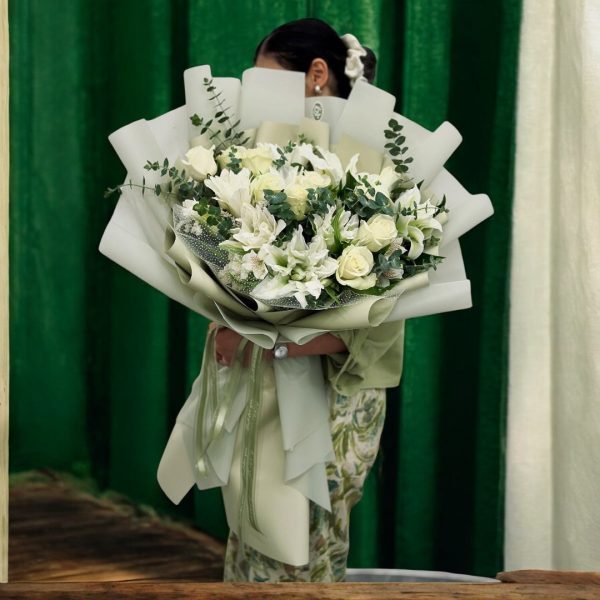 ارسال گل طبیعی برای مدرسه حنان تهران