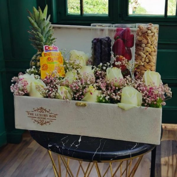 ارسال گل طبیعی برای سفارت یونان در تهران