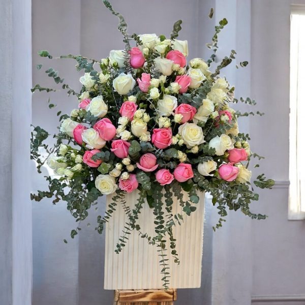 ارسال گل طبیعی برای خانه وحشت تهران