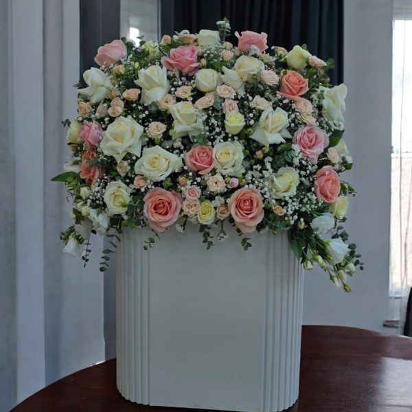 ارسال گل طبیعی برای خانه مداحان تهران