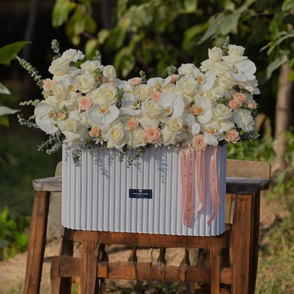 ارسال گل طبیعی برای خانه کارگر تهرانسر