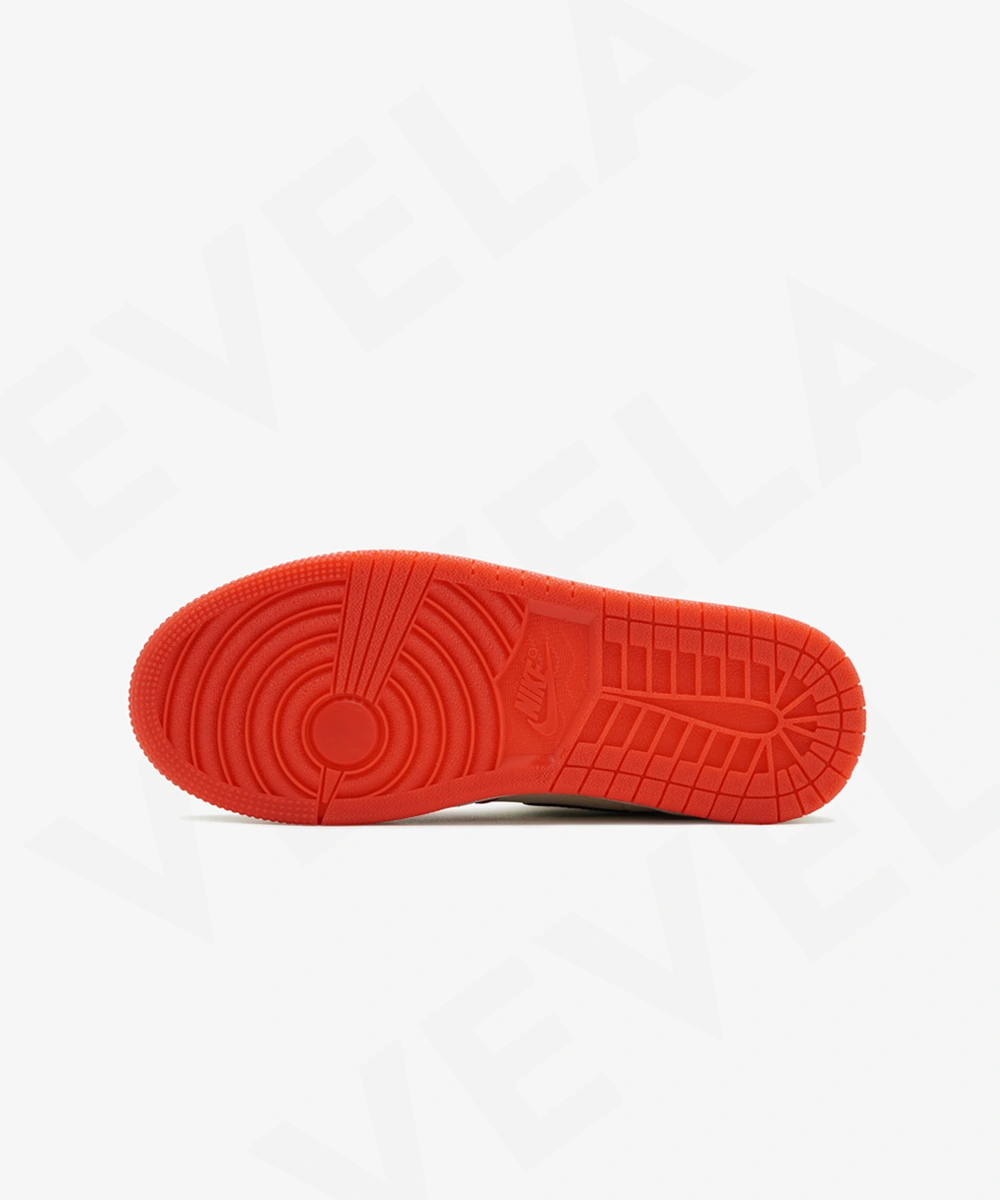 کتونی نایک جردن وان شیکاگو لاست اند فاند Nike Jordan 1 Lost and Found — تصویر ۵