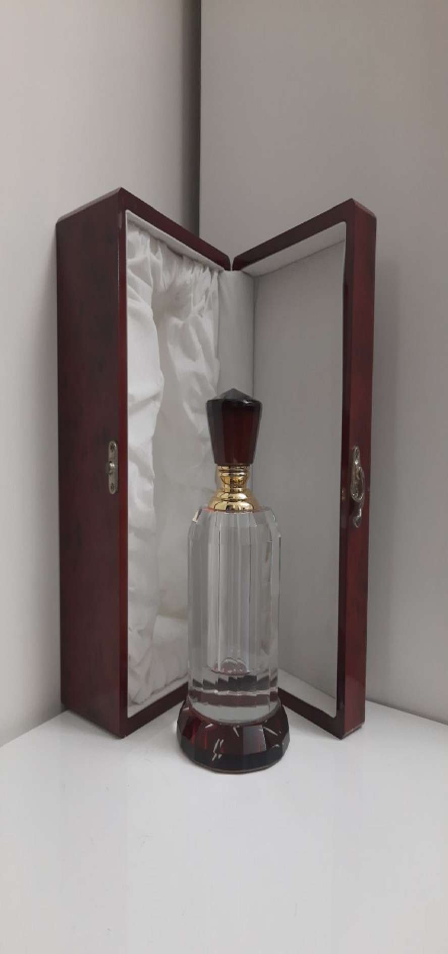 اسانس No2 عطر Wahacarana Garden Flowers — تصویر ۲