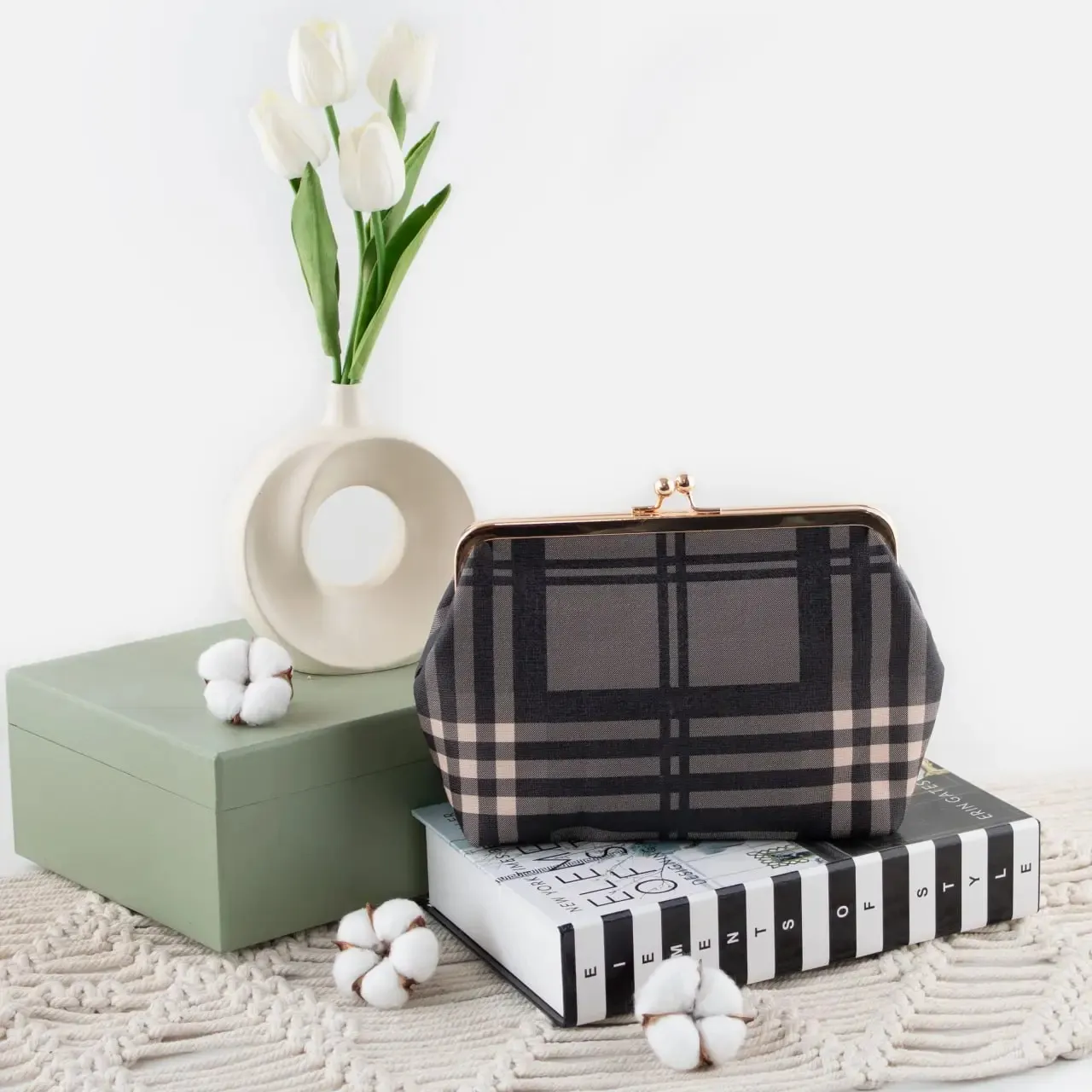 کیف پاسپورتی چرم مصنوعی روزمره ابعاد 22 در 16 در 5 سانتیمتر — تصویر ۲