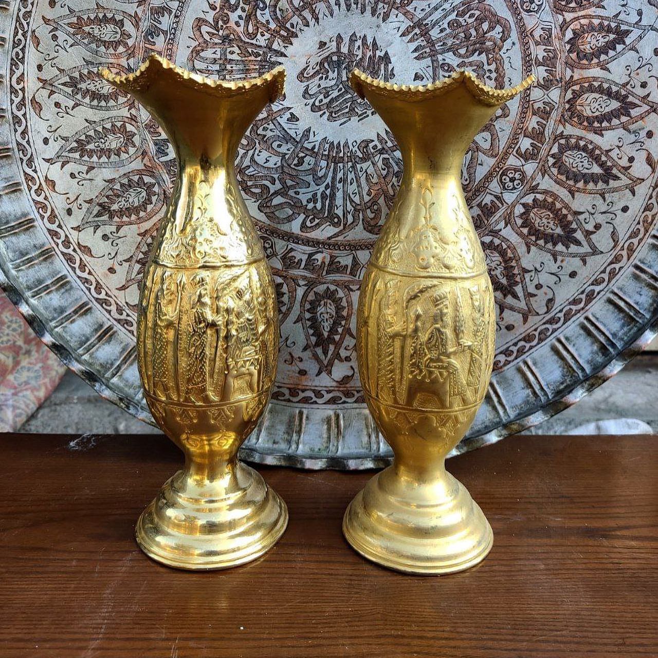 یک جفت گلدان‌برنجی‌