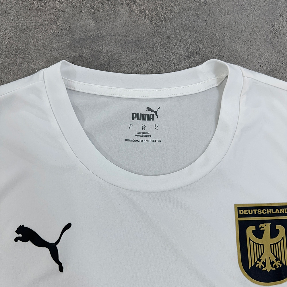 تیشرت ورزشی اورجینال آلمانی برند PUMA رنگ سفید — تصویر ۳