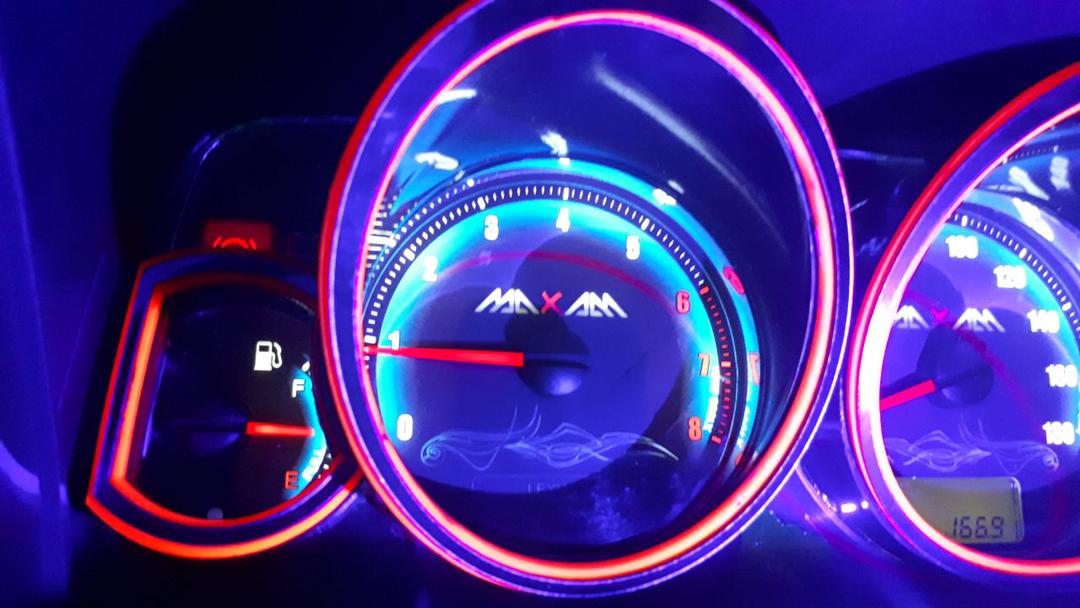 قاب کیلومتر اسپرت پژو ۲۰۶ led — تصویر ۳