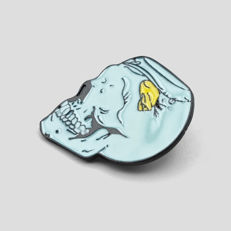 پین فلزی اسکلتی مدل Blue Skull کد Frh161d7 — تصویر ۵