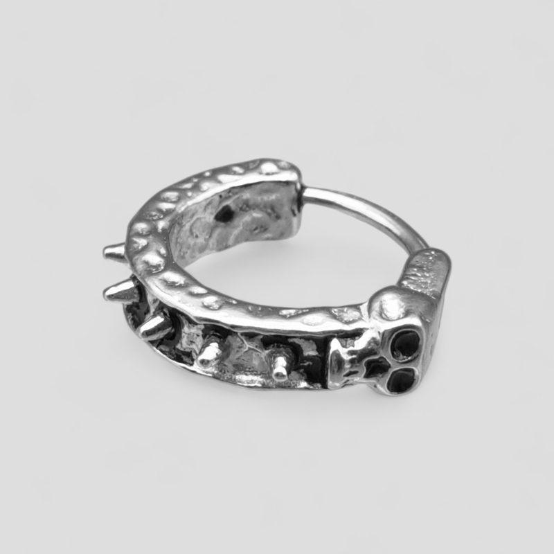 پیرسینگ اسکلت مدل Skull &amp; Spikes کد Hsn-304d7 — تصویر ۳