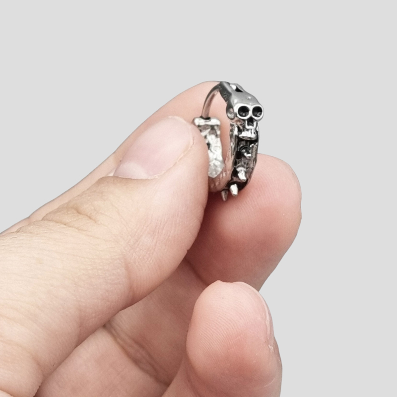 پیرسینگ اسکلت مدل Skull &amp; Spikes کد Hsn-304d7 — تصویر ۵