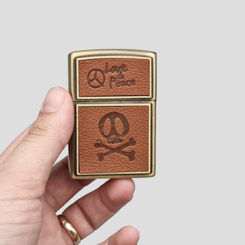 فندک بنزینی کانتای اسکلتی مدل Love & Peace کد Ork-902d25 — تصویر ۵