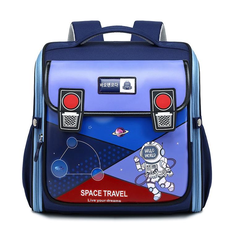 کوله پشتی صندوقی پسرانه طرح فصانورد کد space travel 8989
