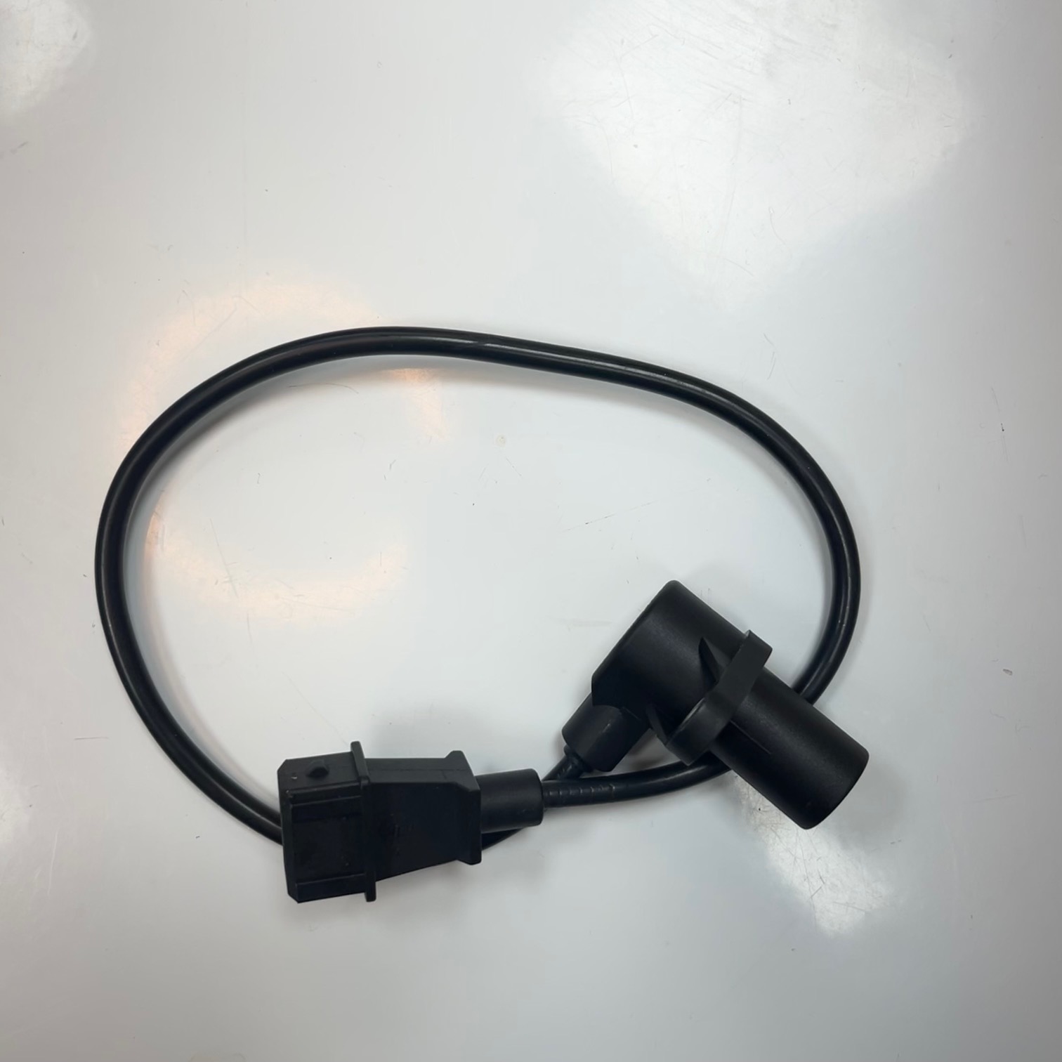 سنسور موقعیت میل لنگ لیفان X60 و 620 (1800) — تصویر ۲