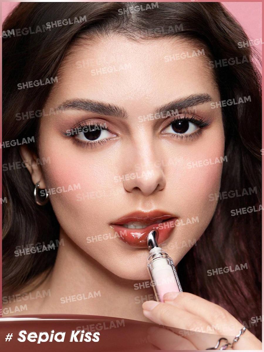 لیپ گلاس براق حجم دهنده شیگلم طرح آمپول مدل sepia kiss — تصویر ۳