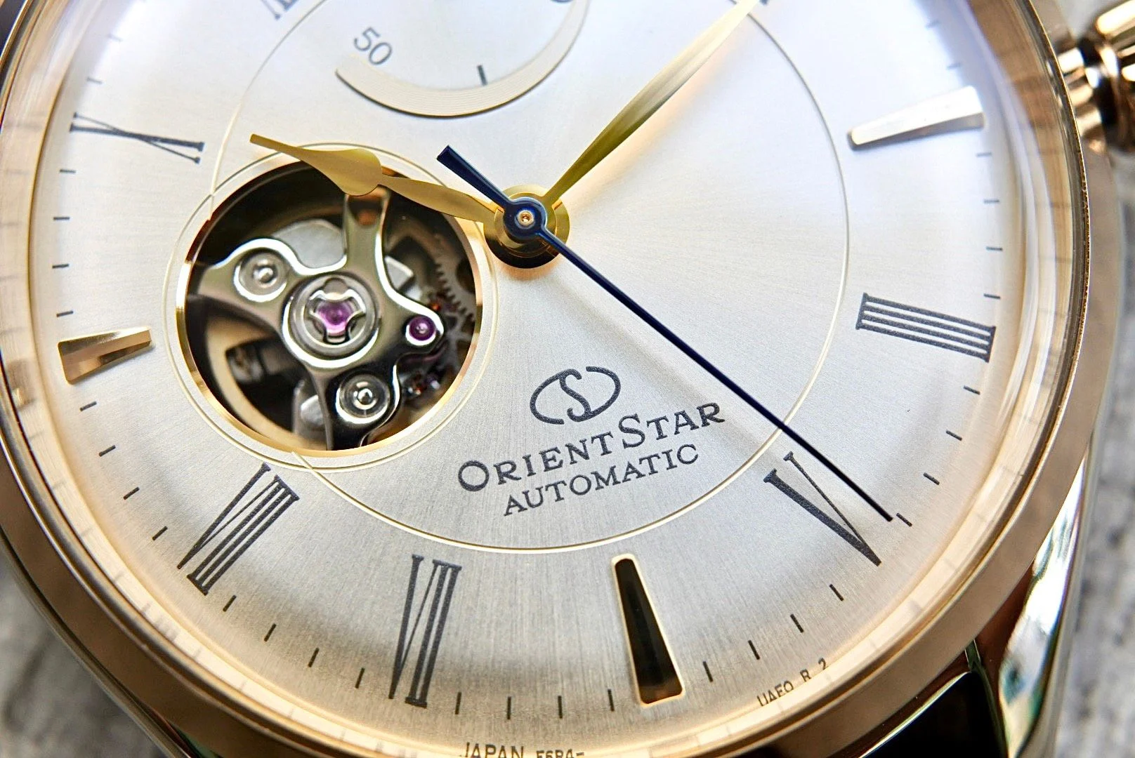 ساعت مچی مردانه اورینت مدل ORIENT RE-AT0201G00B — تصویر ۷