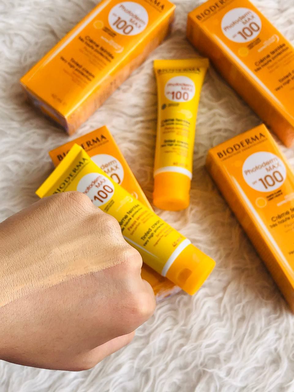 کرم ضد آفتاب بیودرما مدل photoderm max — تصویر ۳