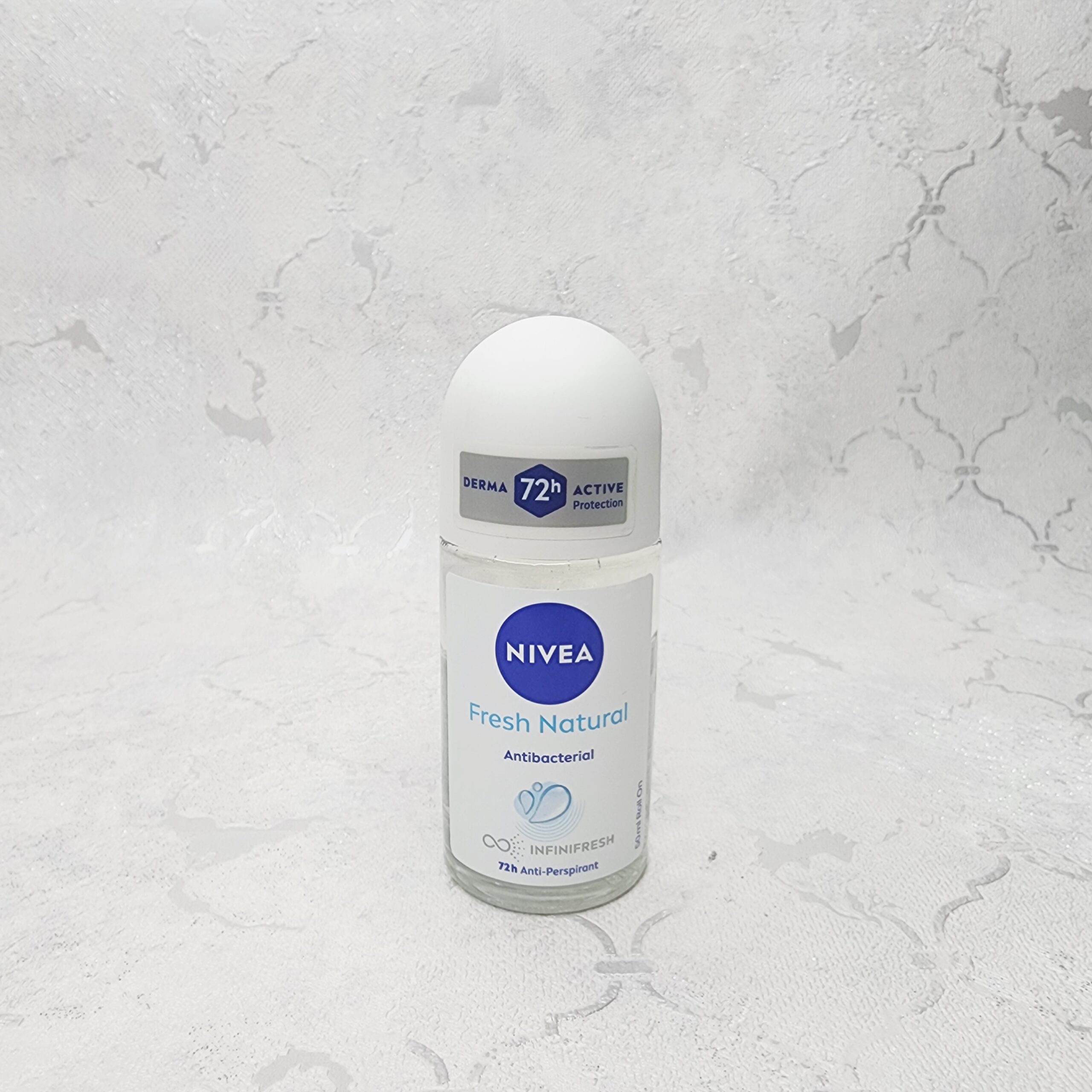 مام رولی زنانه فرش نچرال نيوا Nivea Fresh Natural