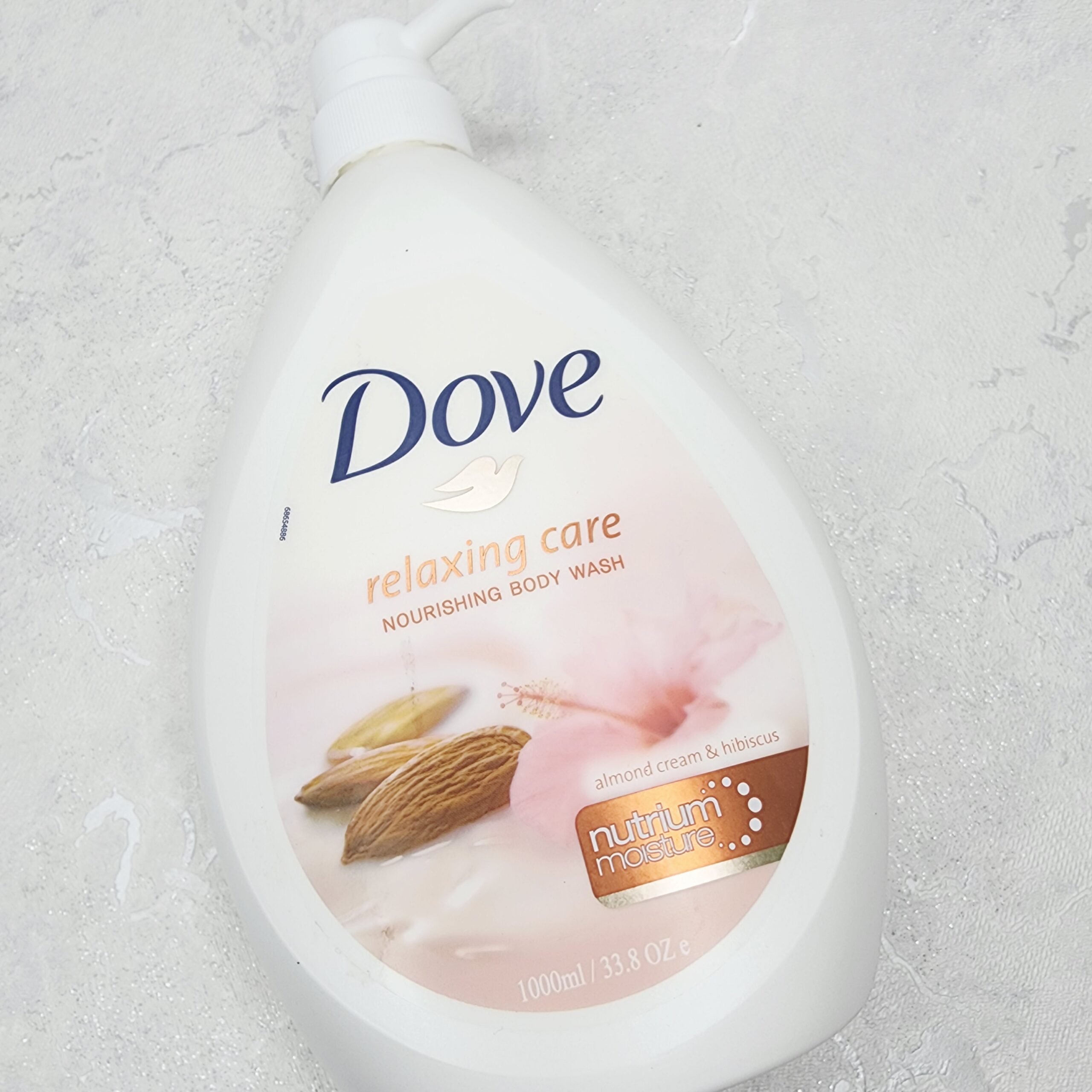 شامپو بدن داو Dove Relaxing Care با رایحه بادام و هیبیسکوس 1000 میل — تصویر ۳