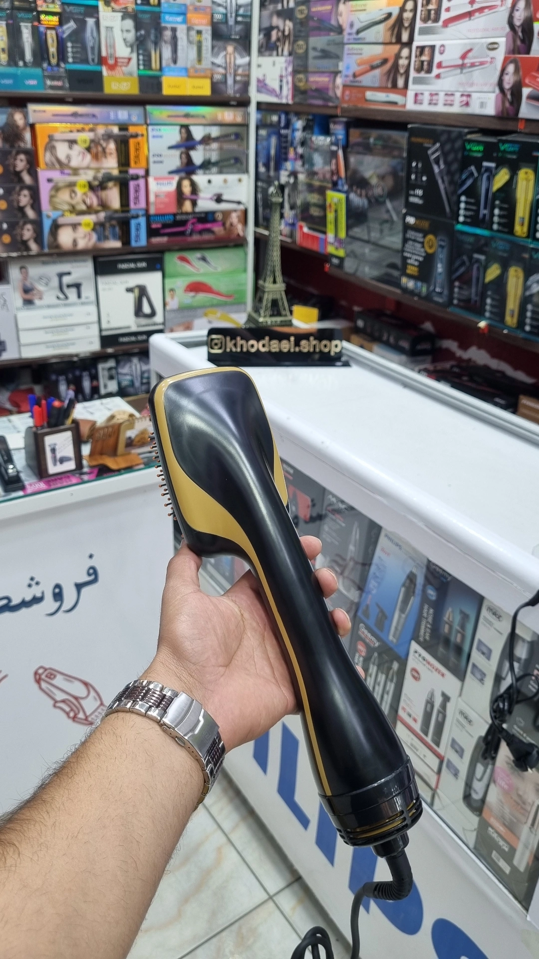 سشوار برسی فیلیپس 1710 — تصویر ۲