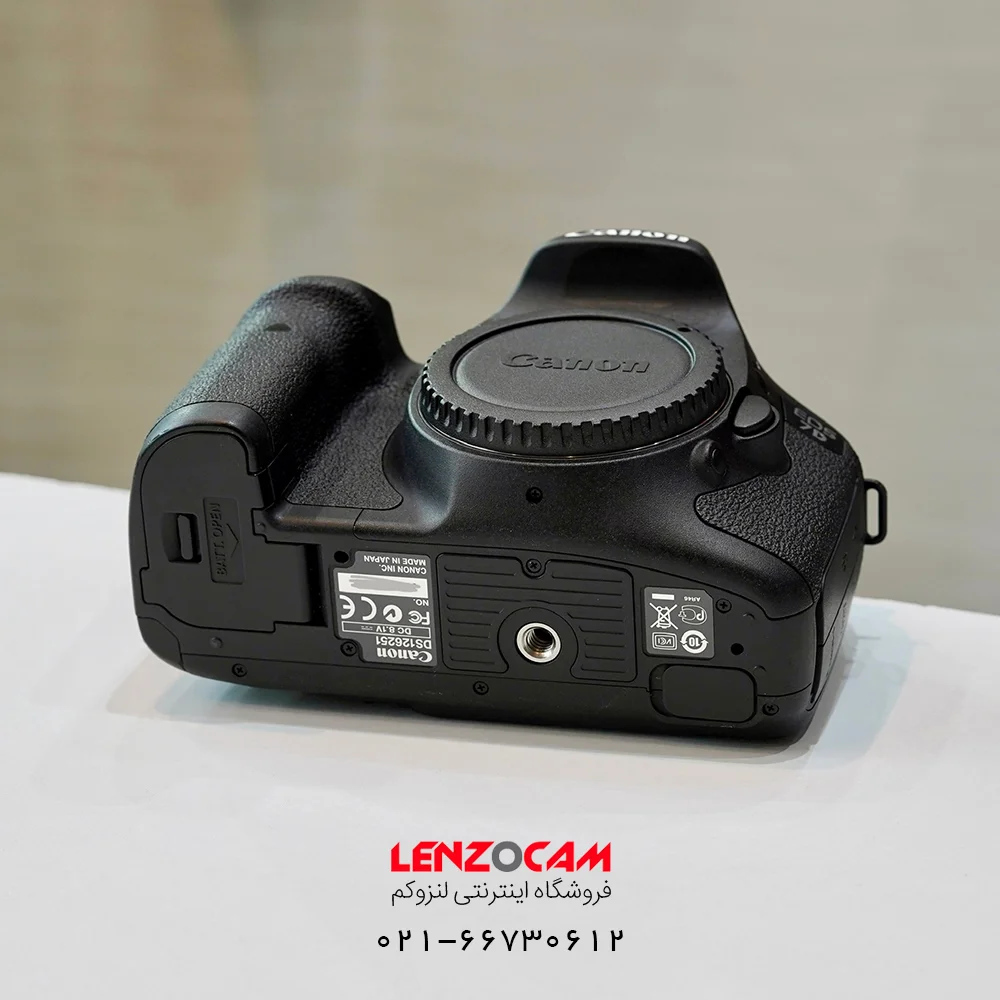 دوربین کانن Canon EOS 7D بدنه کارکرده — تصویر ۴