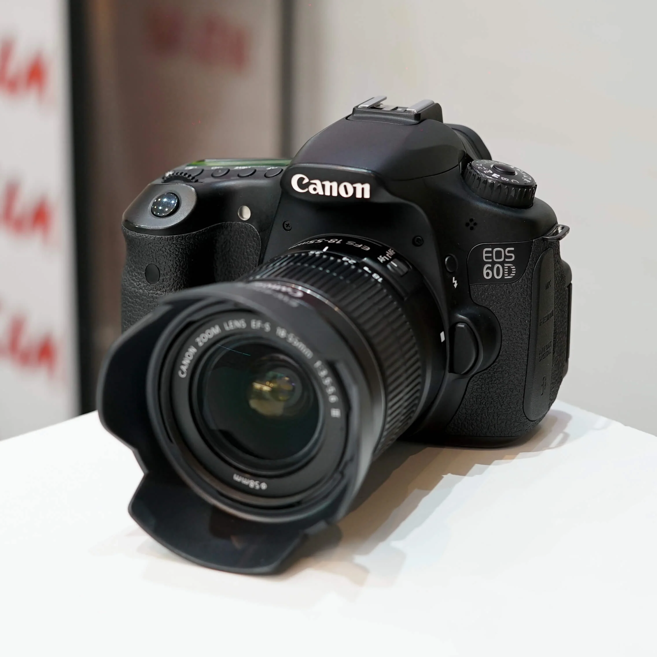 دوربین عکاسی کانن دست دوم مدل Canon 60D 18-55