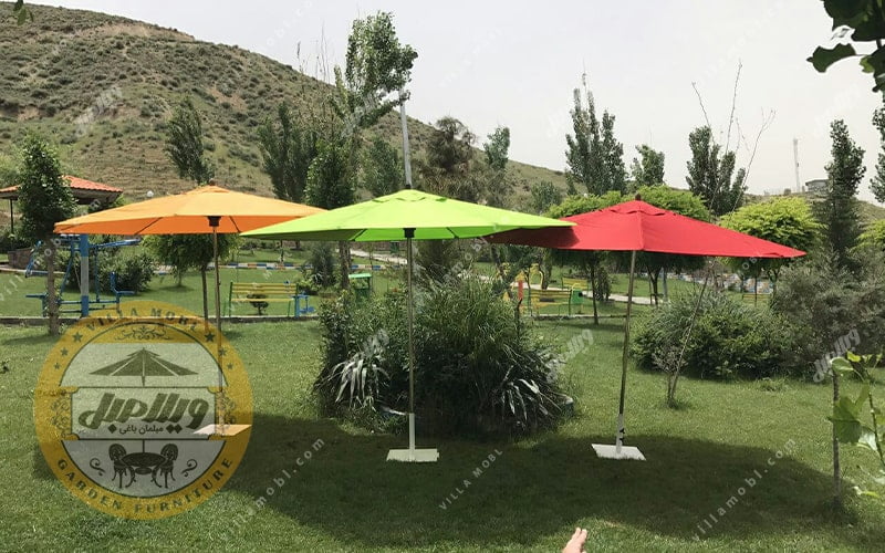 چتر پایه وسط باغی قطر سه متری هشت ضلعی