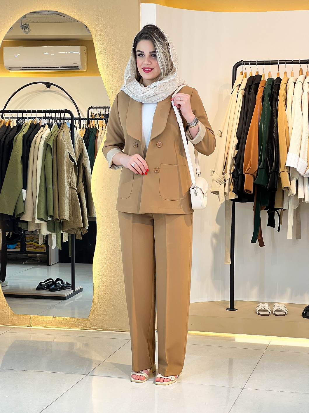 کت و شلوار مازراتی نسکافه ای 200101 — تصویر ۶