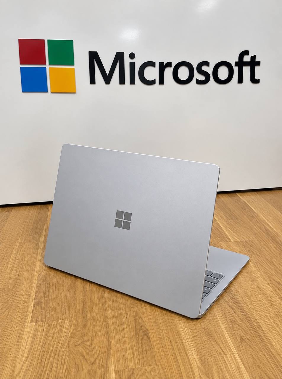 سرفیس لپتاپ 3 – Surface Laptop 3 13.5 inch Core i7 / RAM 16GB / 512GB SSD (کارکرده)