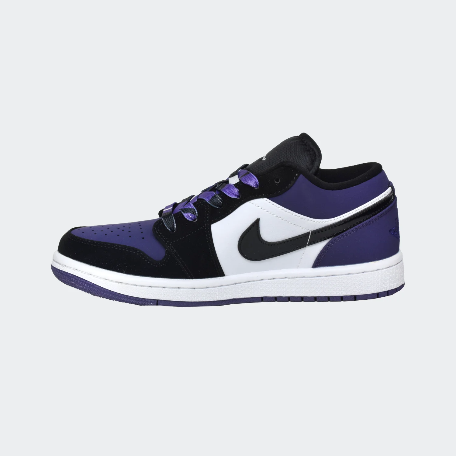 کفش کلاسیک زنانه نایکی مدل air jordan 1 low — تصویر ۳