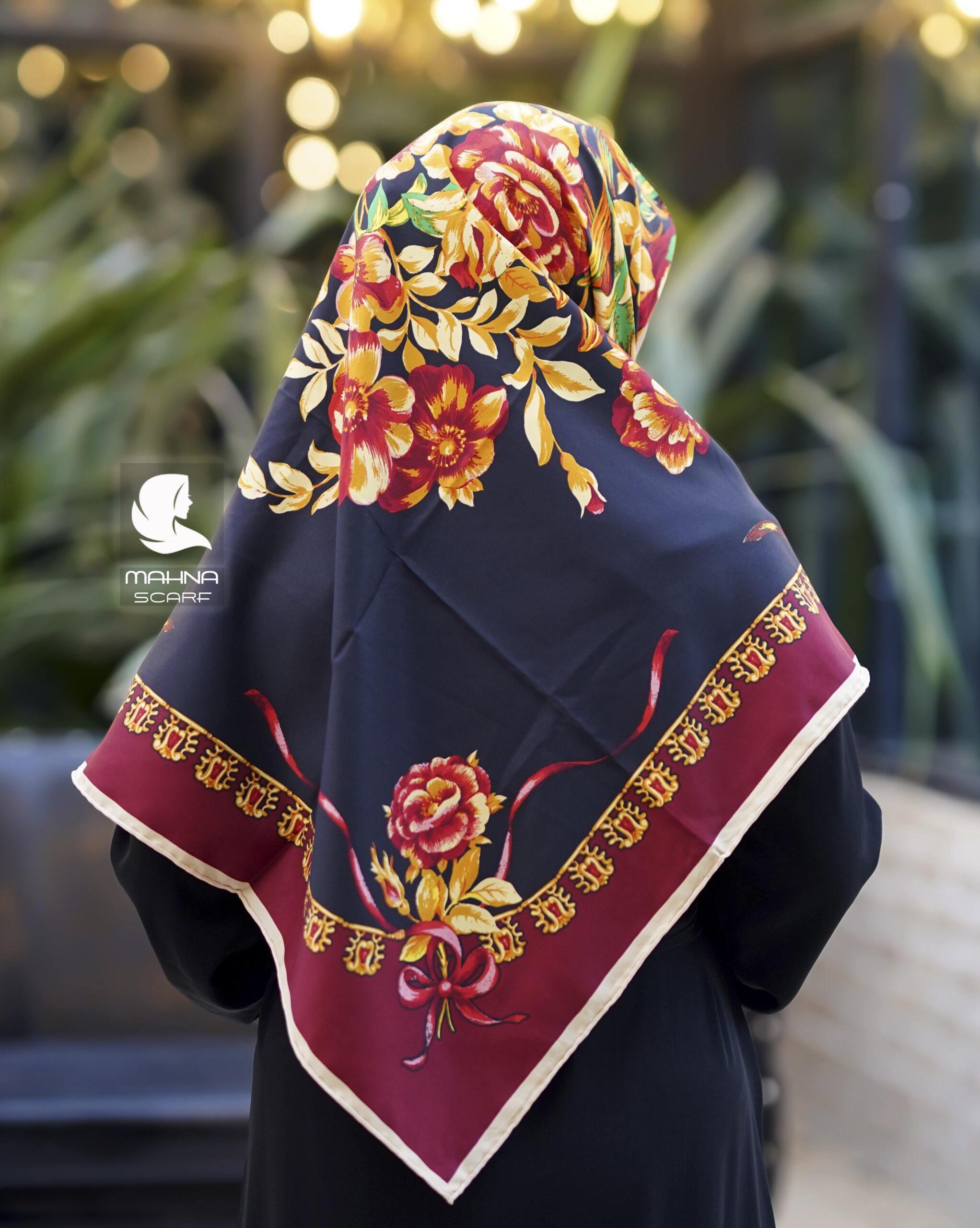 روسری ابریشم توییل وارداتی طرح گل — تصویر ۲